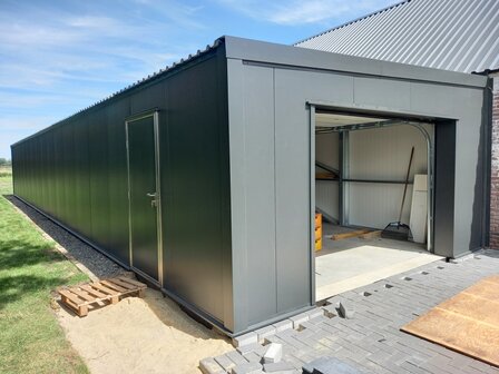 Lessenaarsdak loods 5x20m