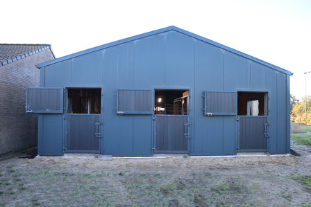 Paardenstal 9x16m te Kaatsheuvel