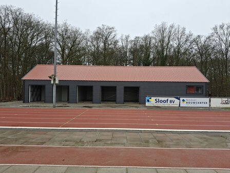 Opslag &amp; Werkplaats 8x23m te Rijssen