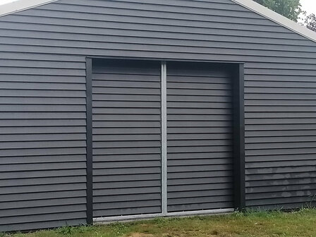 Staalrabat | 125mm plank hoote | Houtnerf structuur mat zwart | vanaf &euro; 24,95/m2