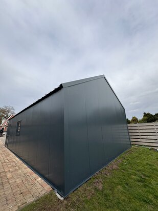 Opslag & Werkplaats 6x11m te Nieuw-Buinen