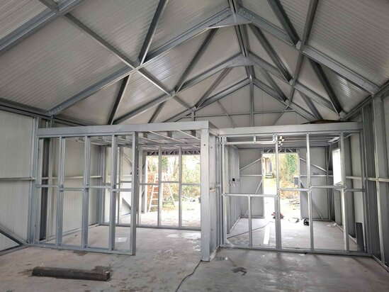 Opslag & Werkplaats 7x14m te Arkel 
