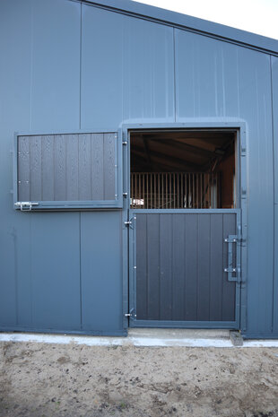 Paardenstal 9x16m te Kaatsheuvel
