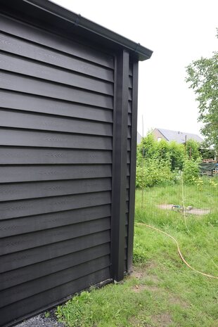 Staalrabat omlijsting hemelwaterafvoer Multi Loods