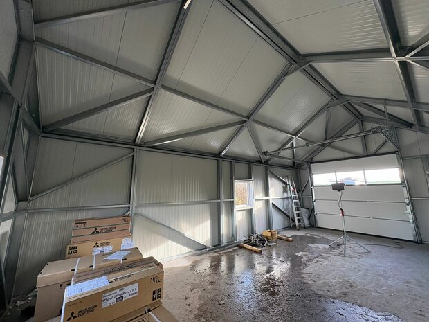 Opslag & Werkplaats 6x10m te Ouddorp