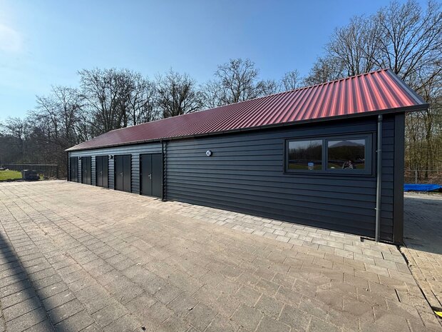 Opslag & Werkplaats 8x23m te Rijssen