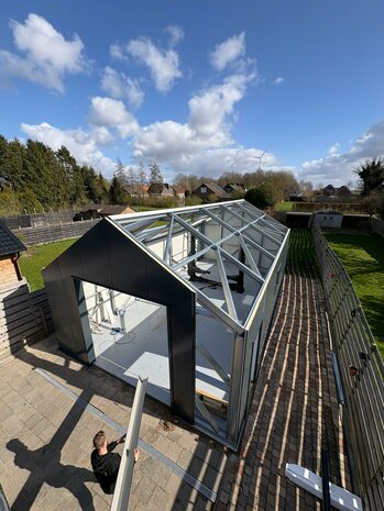 Opslag & Werkplaats 6x11m te Nieuw-Buinen