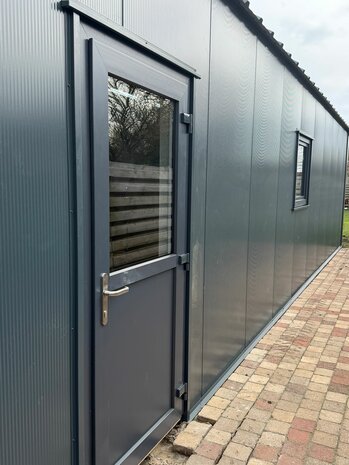 Opslag & Werkplaats 6x11m te Nieuw-Buinen