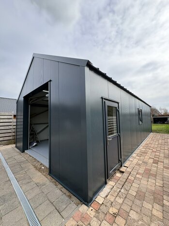 Opslag & Werkplaats 6x11m te Nieuw-Buinen