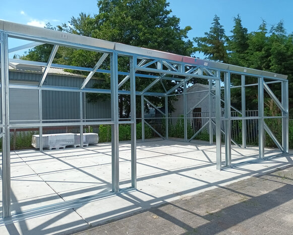Garage 8x12m te Lelystad