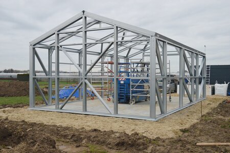 Zadeldak loods 6x10m | Goothoogte 3,0m | Vanaf € 23.220,- excl. BTW