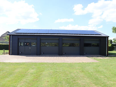 Zadeldak werkplaats 8,5x15,0x3,0m te Belfeld Zadeldak werkplaats 8,5x15,0x3,0m te Belfeld